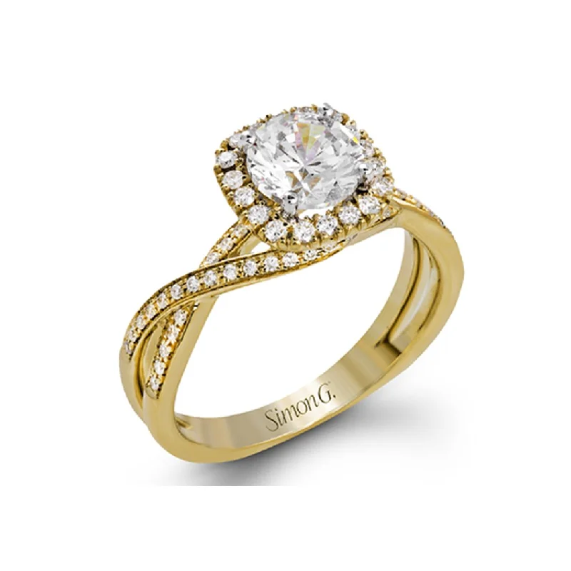 0.29 ctw Diamond Halo Engagement Ring