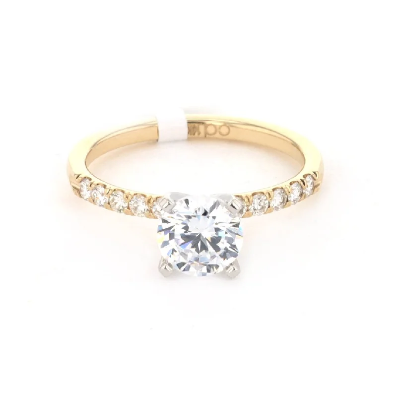 0.23 ctw Diamond Solitaire Engagement Ring